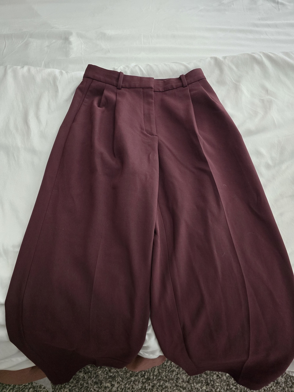 Aritzia Babaton Wide-Leg High-Rise Pants in Wine